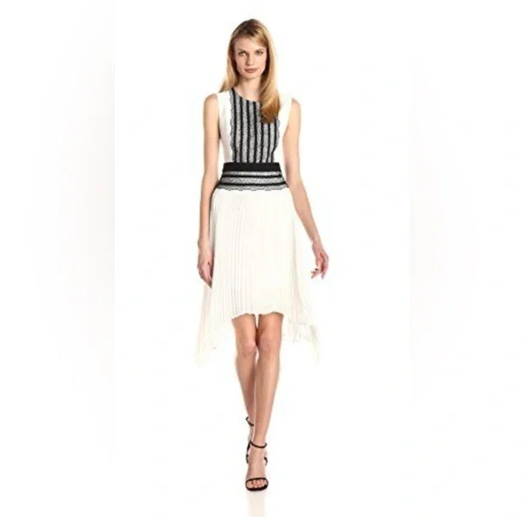 strapless open back dress Tulle Tiered Mini Dress – BCBGMAXAZRIA main image 0